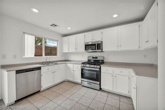 2513 Cockatiel Drive, North Las Vegas, NV 89084