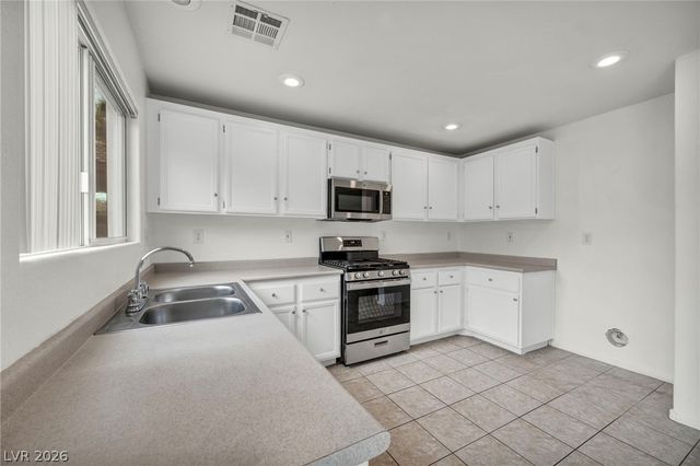 2513 Cockatiel Drive, North Las Vegas, NV 89084
