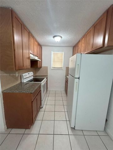 5814 NE 4th Court 7, Miami, FL 33137