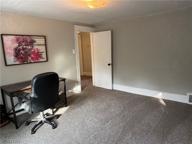 1333 Manchester Road, Akron, OH 44307