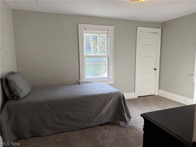 1333 Manchester Road, Akron, OH 44307
