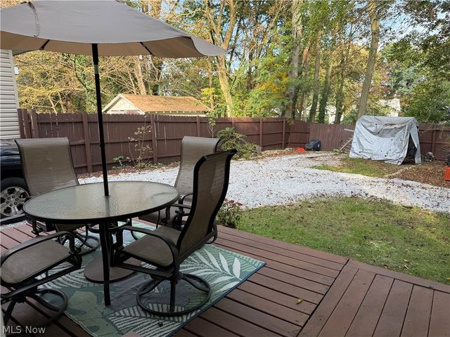 1333 Manchester Road, Akron, OH 44307