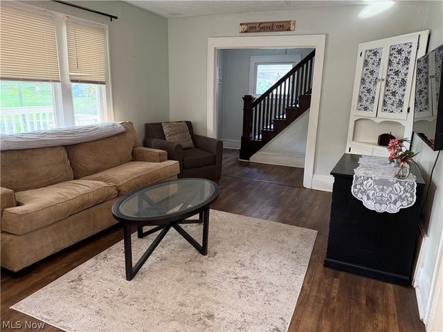 1333 Manchester Road, Akron, OH 44307