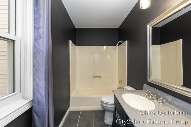 17265 Rolling Dunes Drive, West Olive, MI 49460