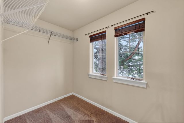 20252 Badger Road, Bend, OR 97702