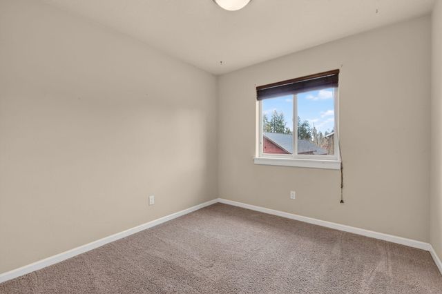 20252 Badger Road, Bend, OR 97702