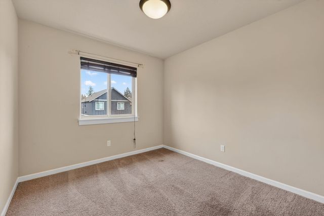 20252 Badger Road, Bend, OR 97702