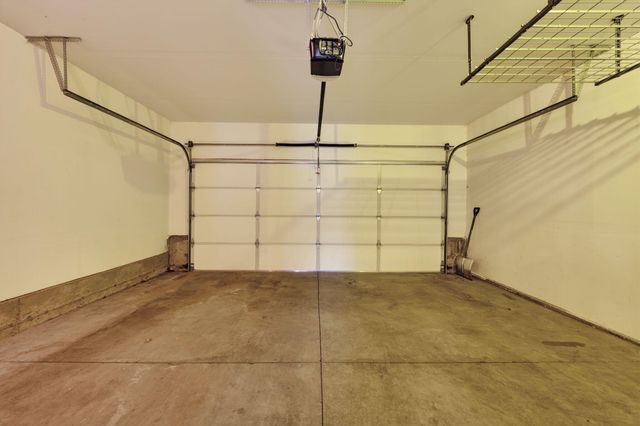 20252 Badger Road, Bend, OR 97702