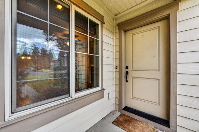 20252 Badger Road, Bend, OR 97702