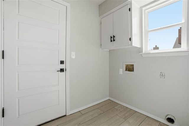 652 NW Waterford Dr, Lawton, OK 73505