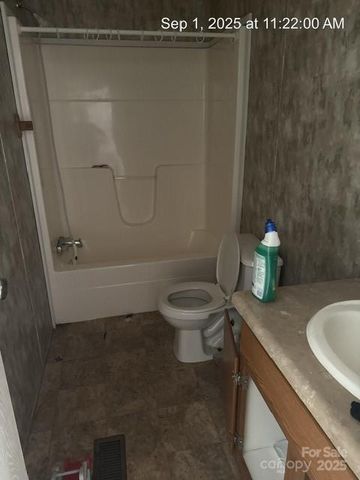 566 Plemmons Place, Marion, NC 28752