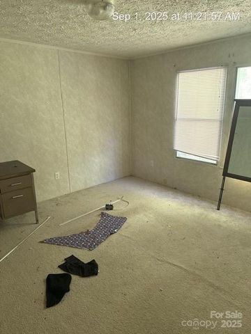 566 Plemmons Place, Marion, NC 28752