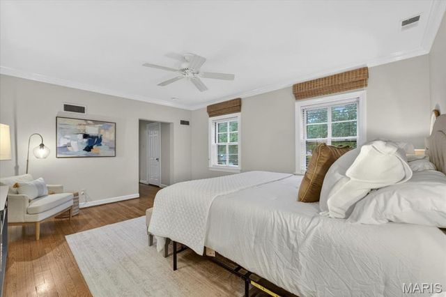 23 Rio Vista Drive, Ladue, MO 63124