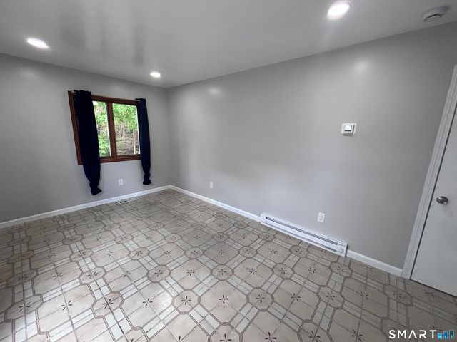 409 Oak Avenue, Torrington, CT 06790