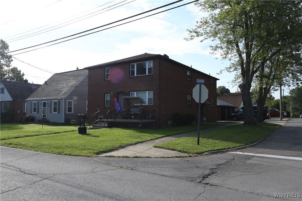 105 Fernald Avenue, West Seneca, NY 14218