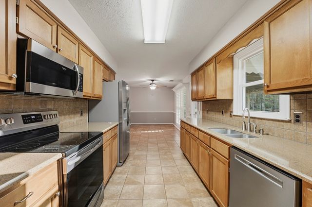 303 Waterford Drive, Cataula, GA 31804