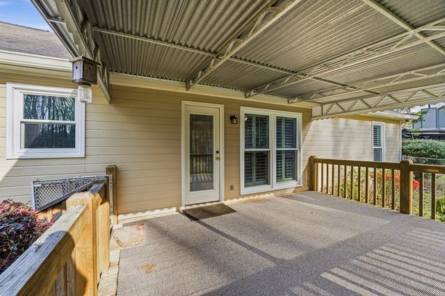 303 Waterford Drive, Cataula, GA 31804