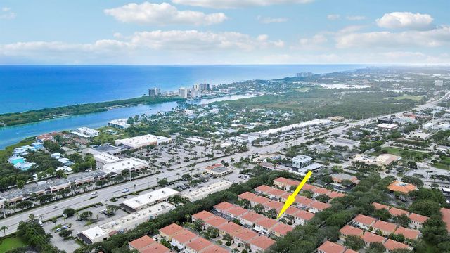 73 Laurel Oaks Circle, Jupiter, FL 33469