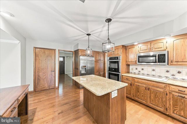 204 COLWYN TER, West Chester, PA 19380