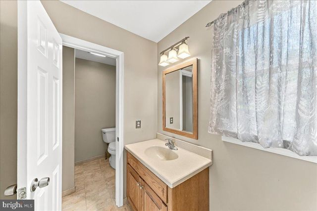 204 COLWYN TER, West Chester, PA 19380