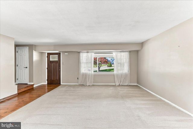 204 COLWYN TER, West Chester, PA 19380