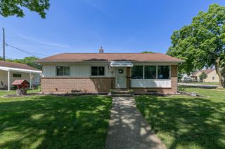 710 W 2ND STREET, Kimberly, WI 54136