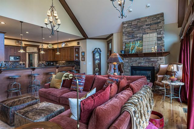 9214 TANNERY Road, Girard, PA 16417