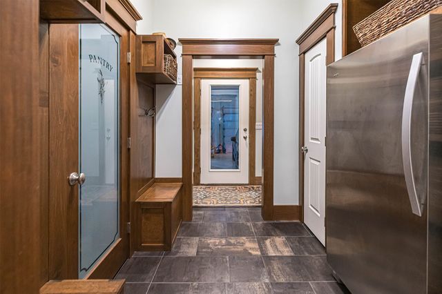9214 TANNERY Road, Girard, PA 16417