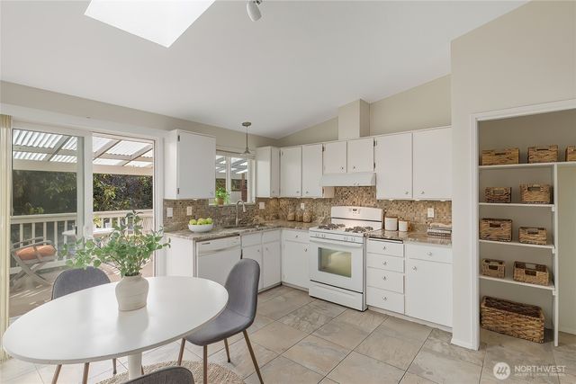 2203 NE 177th Street, Shoreline, WA 98155