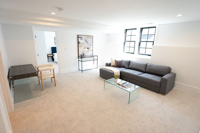 20 Crescent Road 20, Needham, MA 02494