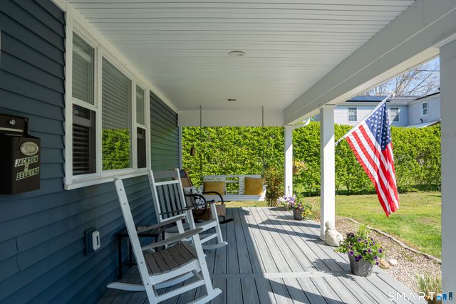 745 Montauk Avenue, New London, CT 06320