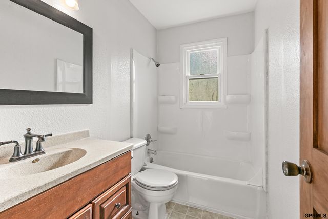 1117 9th Avenue, Plattsmouth, NE 68048