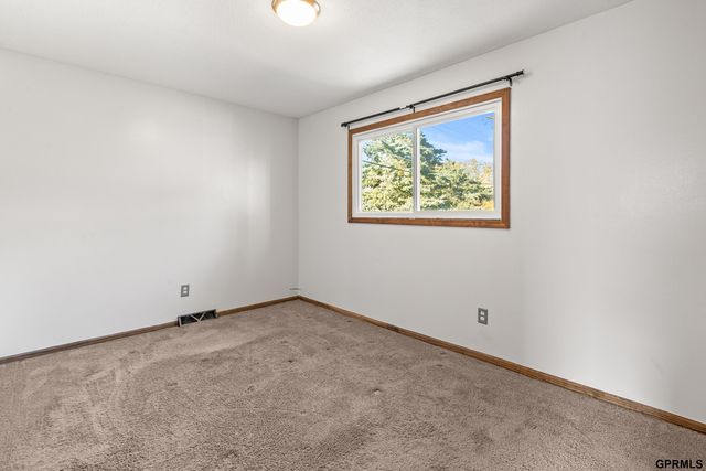 1117 9th Avenue, Plattsmouth, NE 68048