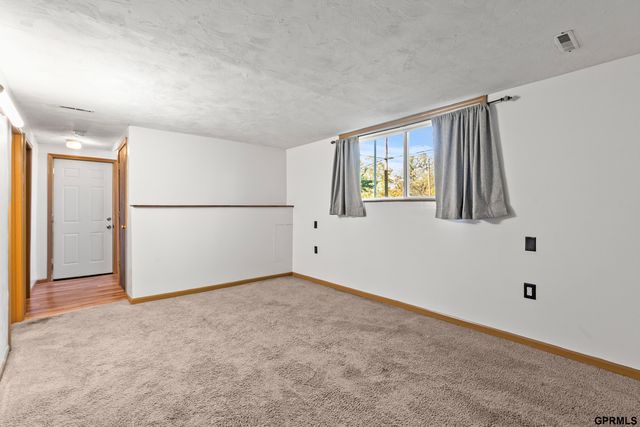 1117 9th Avenue, Plattsmouth, NE 68048