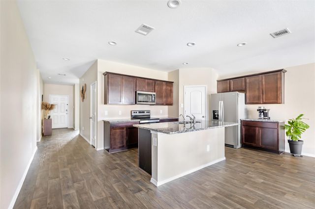 811 Republic Road, New Caney, TX 77357