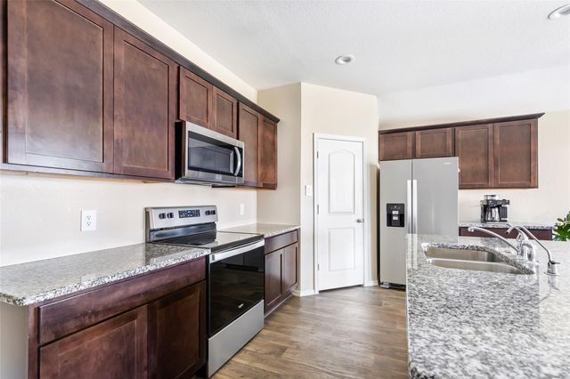 811 Republic Road, New Caney, TX 77357