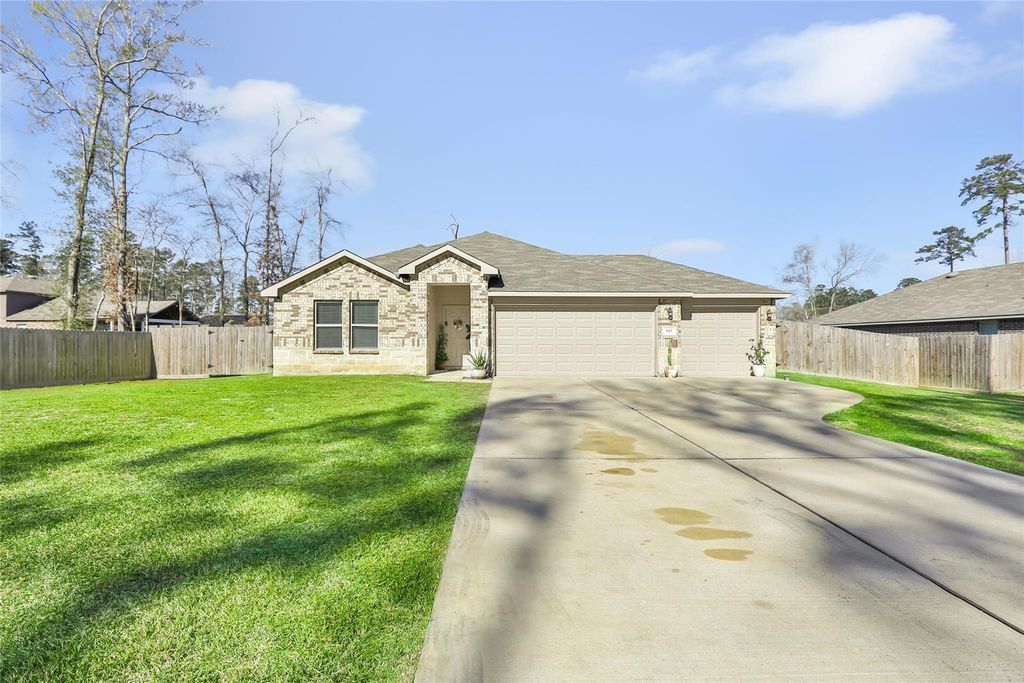 811 Republic Road, New Caney, TX 77357