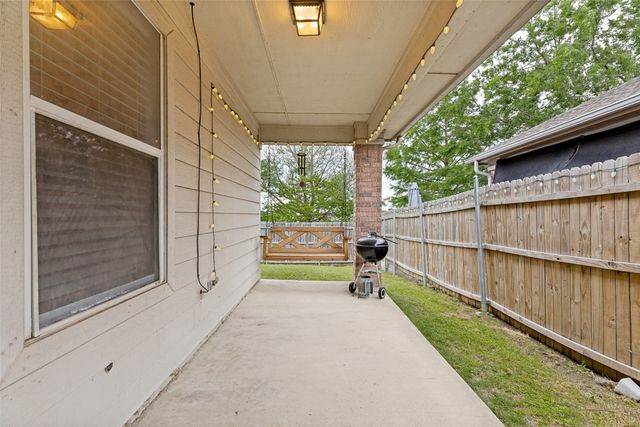 6432 Geneva Lane, Fort Worth, TX 76131