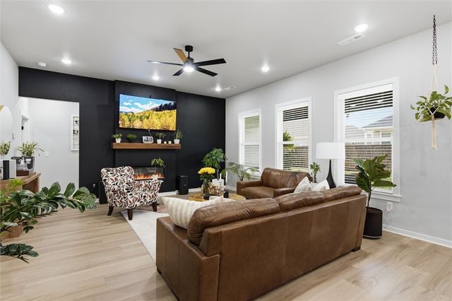 5905 Chiefs Avenue, Bentonville, AR 72713