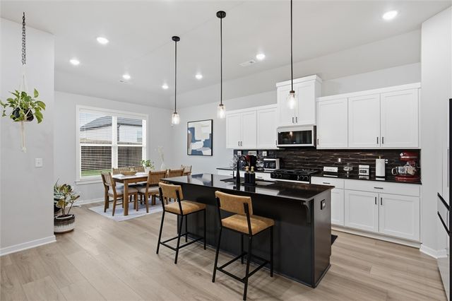 5905 Chiefs Avenue, Bentonville, AR 72713