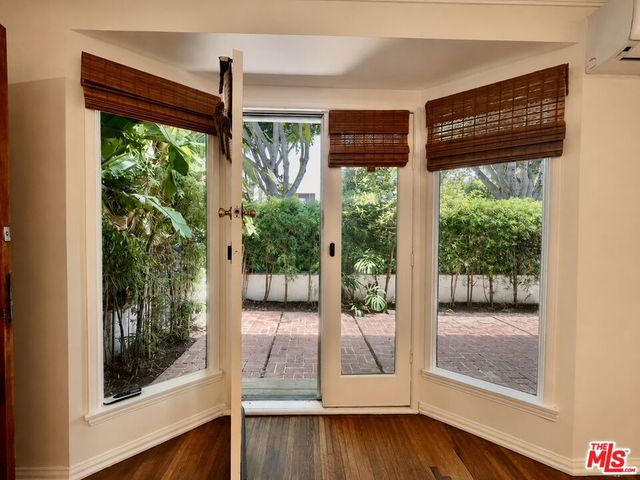 1263 Havenhurst Drive, West Hollywood, CA 90046