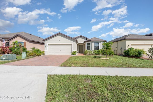 943 Remington Green Drive SE, Palm Bay, FL 32909