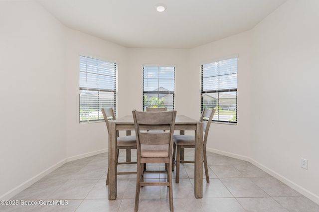 943 Remington Green Drive SE, Palm Bay, FL 32909