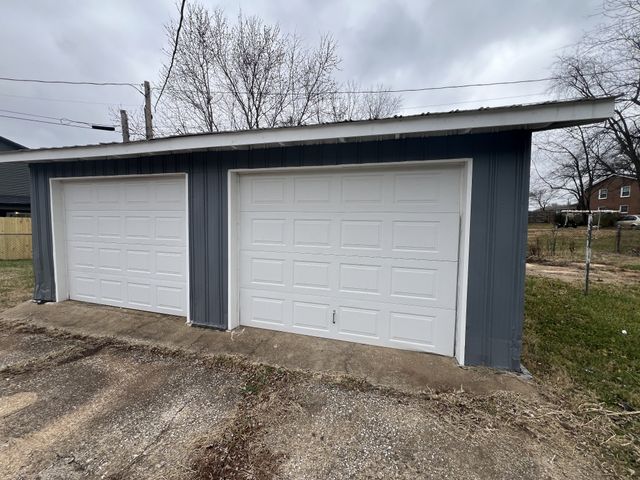 213 Notgrass Rd, Clarksville, TN 37042