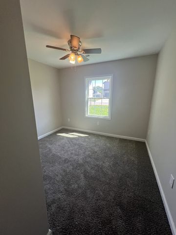 213 Notgrass Rd, Clarksville, TN 37042