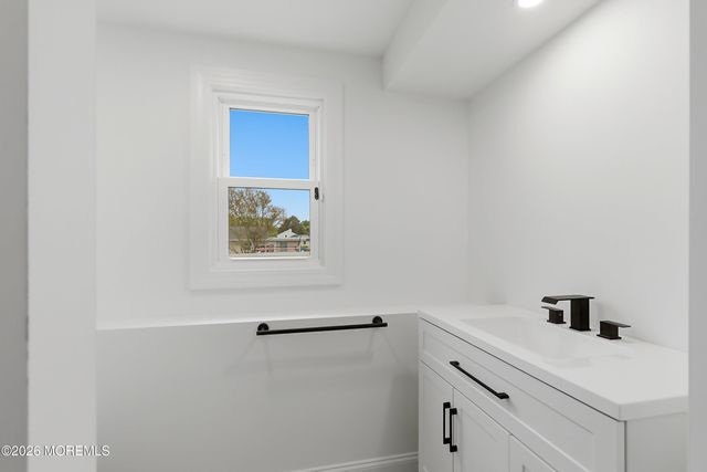 1043 Bell Street, Toms River, NJ 08753