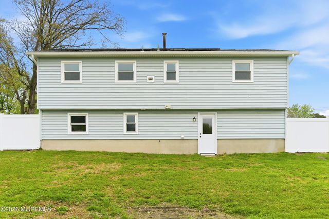1043 Bell Street, Toms River, NJ 08753