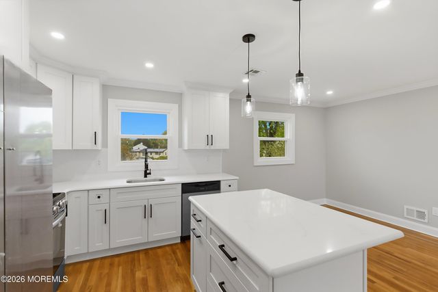 1043 Bell Street, Toms River, NJ 08753