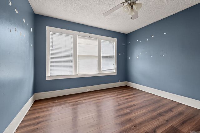 511 E Banks Street, England, AR 72046