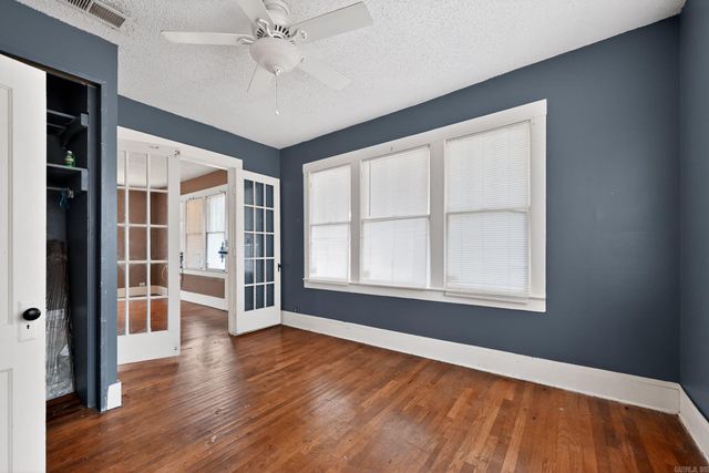 511 E Banks Street, England, AR 72046